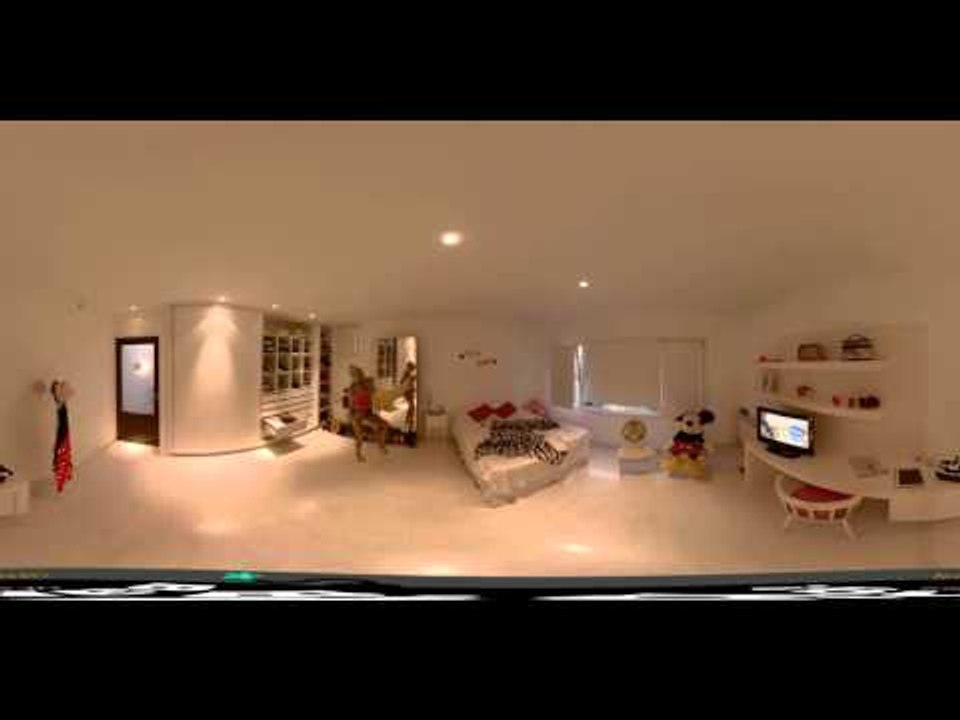Vicky Xipolitakis 360 VR