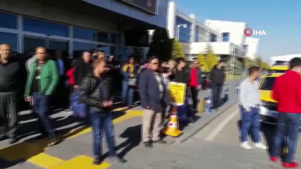 Kayseri Havaalanında Silah Sesleri Duyuldu