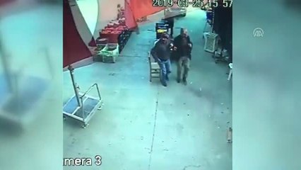 Şemsiyeyle Uçan Vatandaş Konuştu: Baktım Giderek Yükseliyorum, Atladım