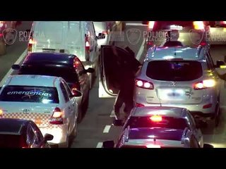 Robo piraña: Cuatro delincuentes atacan a un hombre en la 9 de Julio