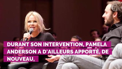 PHOTO. "Temps de légende" : Pamela Anderson et Adil Rami ont rendu hommage à Freddie Mercury