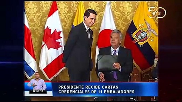 Presidente recibe cartas credenciales de 11 Embajadores