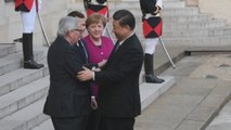 Juncker, Macron y Merkel unen fuerzas para equilibrar la relación con China