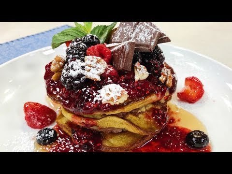 Cocina: hot cakes de plátano con mermelada casera de frutos rojos | Sale el Sol
