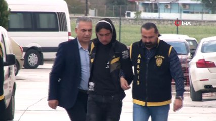 Silahlı gasp yaptılar, polisten kaçamadılar