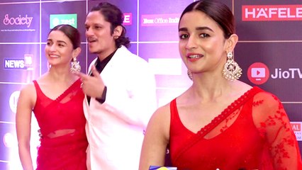 Alia Bhatt Shines At REEL Movie Awards 2019 Red Carpet