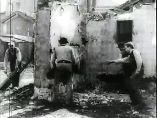 Lumière: Démolition d'un mur (1896)