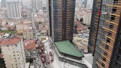 Fikirtepe’de 24 katlı binada çıkan yangın havadan görüntülendi