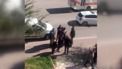 Kadın Otobüs Şoförü ile Trafikte Tartıştığı Sürücü Arasında Arbede