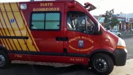 Bombeiro fica ferido em combate a incêndio em Sede Alvorada