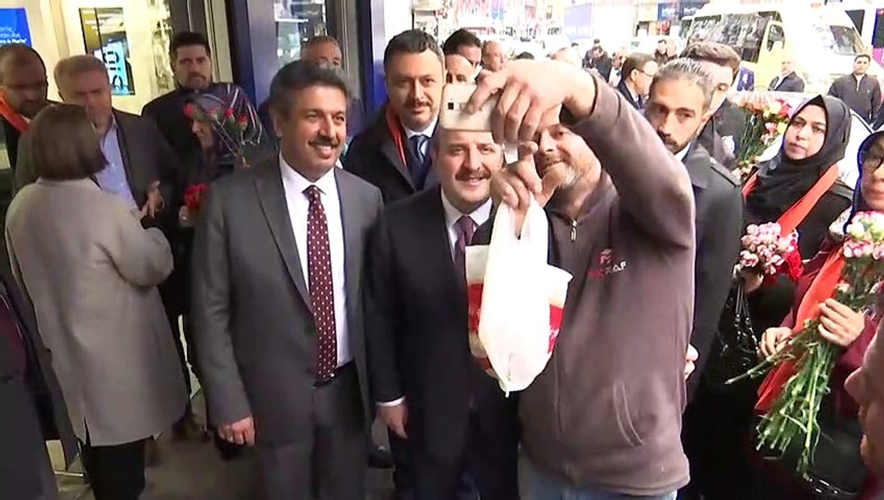 Bakan Varank, Küçükçekmece esnafını ziyaret etti - İSTANBUL