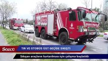 Ataköy'de TIR ve otobüs üst geçide sıkıştı