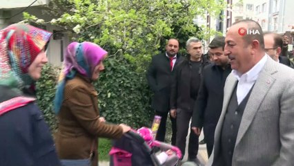Bakan Çavuşoğlu, deri işçileriyle yemek yedi
