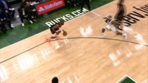 لقطة: كرة سلة: كريس بول يسخر من دفاع باكس ويسجّل ثلاثيّة سهلة