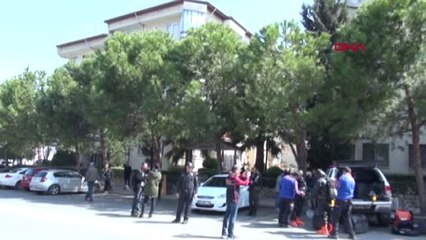 Denizli'de Siyanürle İntihar Tedirginliği; 5 Katlı Apartman Tahliye Edildi
