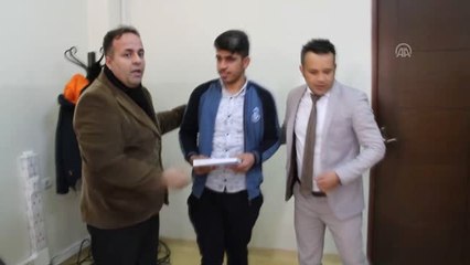 Şemdinli'de Şehit ve Gazi Çocuklarına Tablet Hediyesi