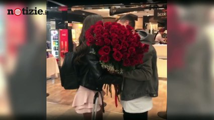 Matrimonio di Sabelli, la romantica proposta in aeroporto | Notizie.it