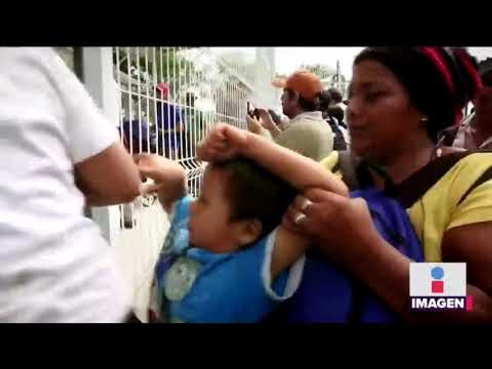 Trump enojado con México por no frenar caravana migrante | Noticias con Yuriria