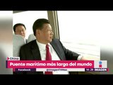 China inaugura el puente marítimo más largo del mundo | Noticias con Yuriria Sierra