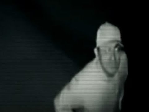 Graban a sujeto merodeando casa, revisando bardas y cerraduras | Noticias con Francisco Zea