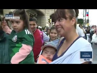 Familias enteras van al zócalo a celebrar con López Obrador | Toma de posesión