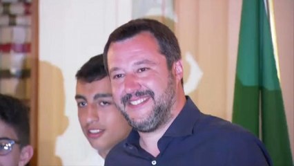 Salvini concede cidadania italiana a filho de pais egípcios