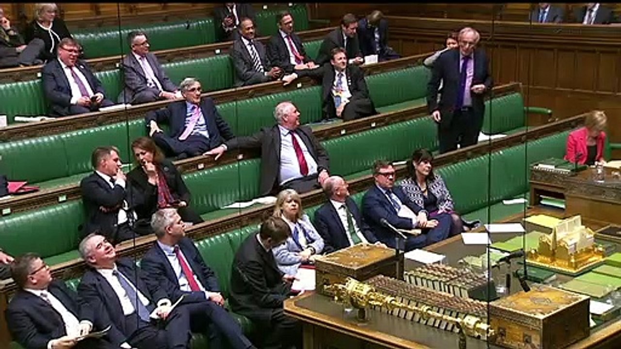 MPs debate formally changing EU exit date