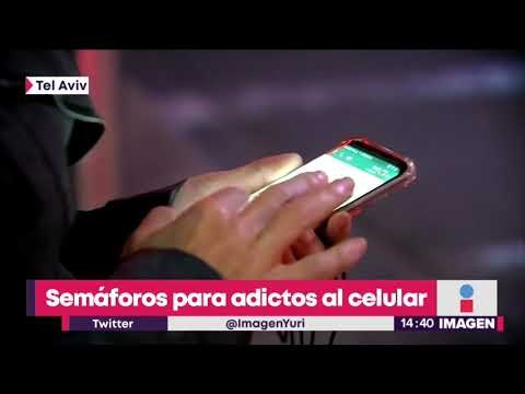 Instalan los primeros semáforos para adictos al celular | Noticias con Yuriria Sierra