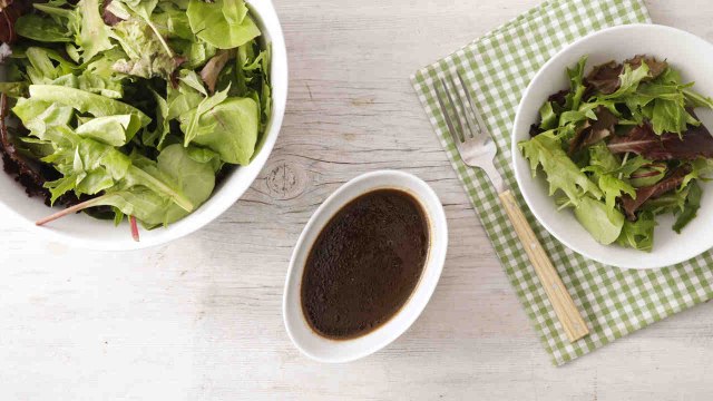 Honey-Balsamic Vinaigrette Video