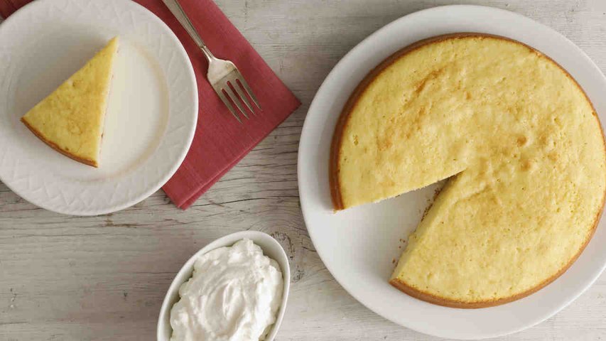 Classic and Easy Yellow Cake Batter