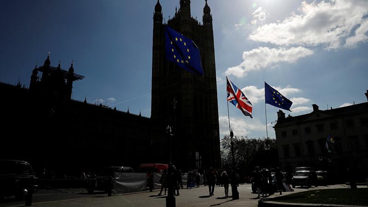 Тереза Мэй заявила о готовности к отставке с поста премьер-министра Великобритании