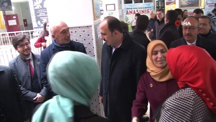 AK Partili başkan adayları, milletvekilleri oylarını kullandı