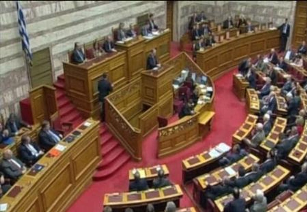 Grecia aprueba por abrumadora mayoría los presupuestos para 2012
