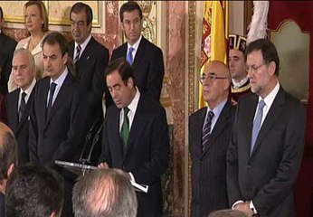 Bono:"Quien a esta hora no arrime el hombro, no va a estar a la altura"