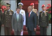 Chávez se compromete a entregar al jefe de las FARC si está en Venezuela