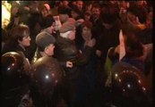 Tensión en Ucrania entre opositores y policía