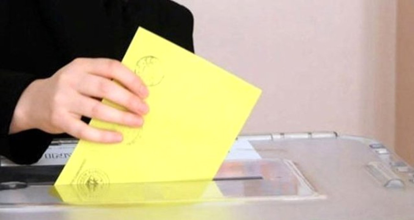 Muğla'da Oyunu Kullanan Vatandaşlar Soluğu Sahilde Aldı