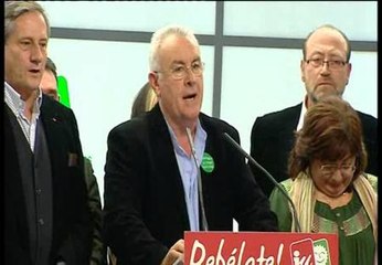 Cayo Lara: "Hay que rescatar la democracia que nos ha robado los mercados"