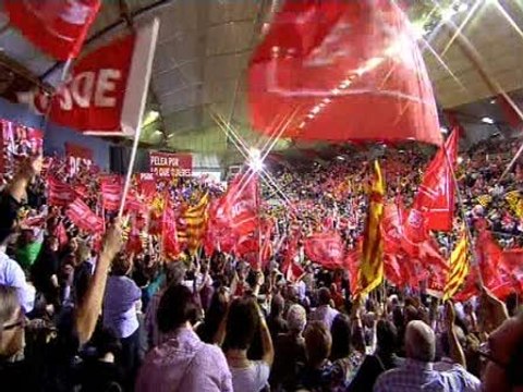 Rajoy y Rubalcaba miran al 20N