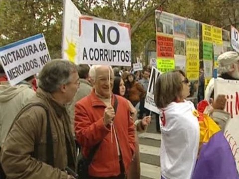 'Indignados' exigen en Madrid un cambio de modelo