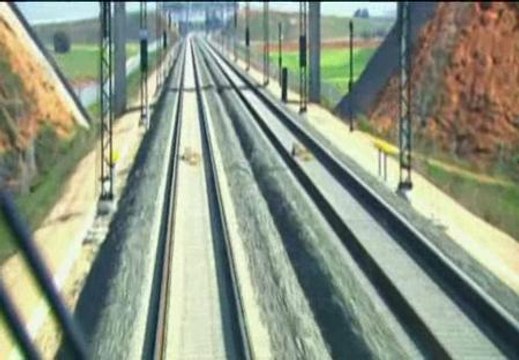 Un consorcio de empresas españolas construirá el 'AVE del desierto'