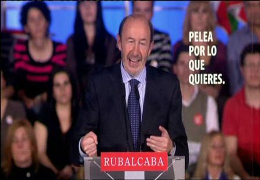 Rubalcaba afirma que a Rajoy sólo le importa "estrujar el limón de la crisis para rascar los últimos votos"