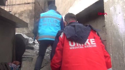 Van ve Bitlis'te Engelli ve Yaşlılar Ambulanslarla Sandığa Gitti