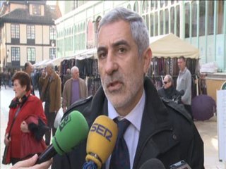 Llamazares: "Hay demasiado debate abstracto"