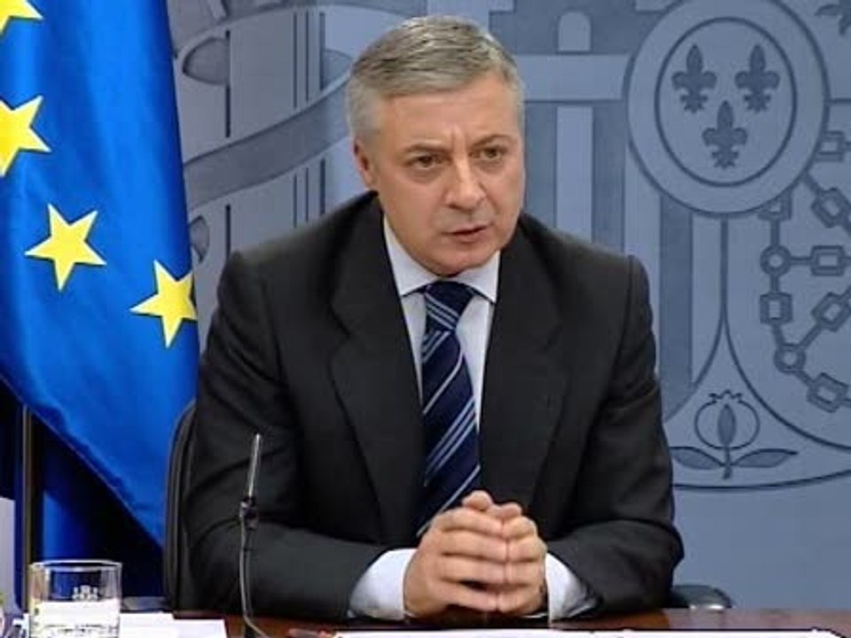 España "va por buen camino" en objetivo de déficit