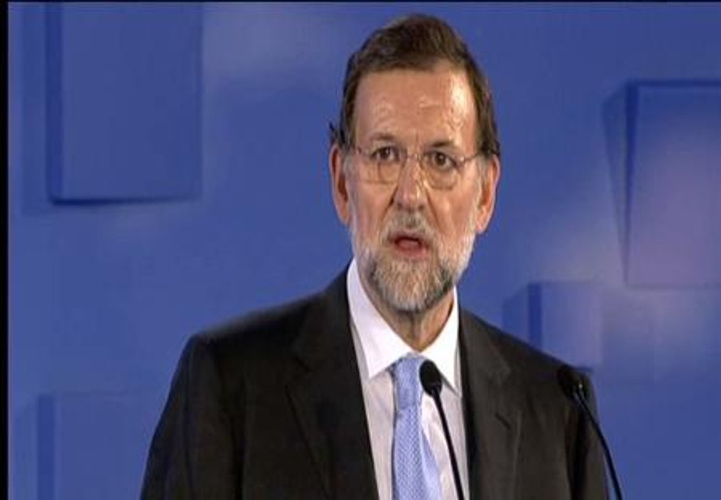 Rajoy: "Cuantos más españoles estén con nosotros, más España seremos"