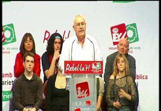 Cayo Lara pide el voto de los socialistas defraudados con unas siglas gloriosas