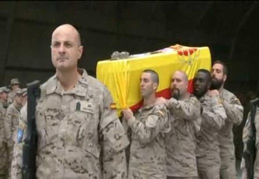 El cadáver del sargento Joaquín Moya ya está en España