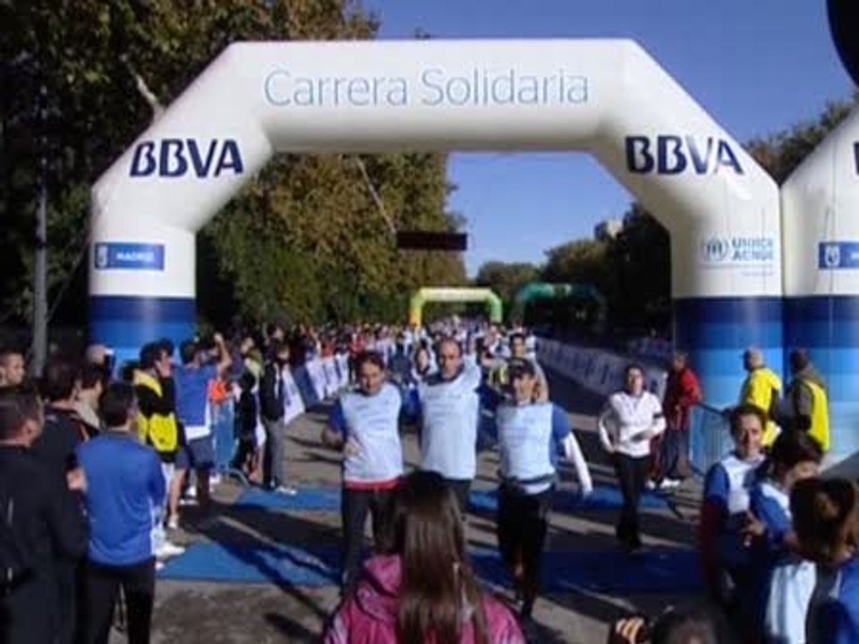 Madrid participa en la Carrera Solidaria BBVA - Vídeo Dailymotion