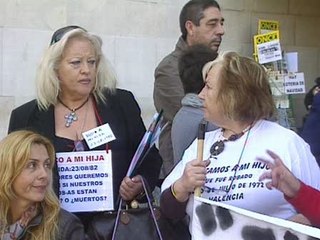 &#039;Niños robados&#039; piden que no se archiven denuncias